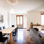 Apartment Dante108 Como