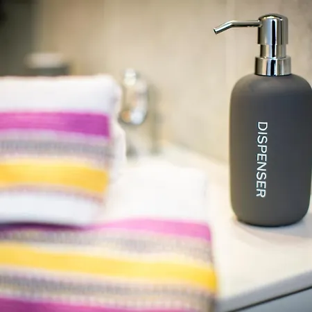 Dante108 アパート